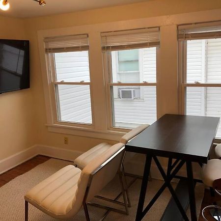 The Yellow Door 3-Bedroom Downtown Near Vt&Ru Radford Exterior foto